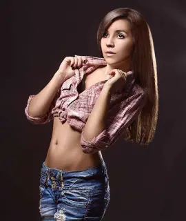 Анкета массажистки Наталья - Фото 1, метро Василеостровская, 23 года, №2101