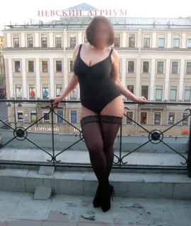 Анкета массажистки Юля - Фото 1, метро Пионерская, 35 лет, №2184