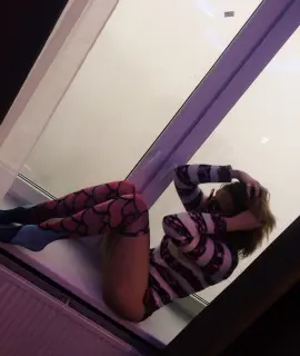 Анкета массажистки Аннушка - Фото 1, район Невский, 22 года, №2206