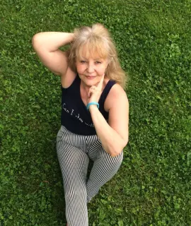 Анкета массажистки Елена - Фото 1, метро пр-кт Просвещения, 45 лет, №2240