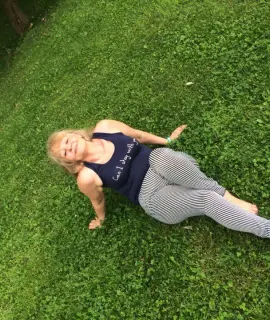 Анкета массажистки Лера - Фото 1, метро Озерки, 44 года, №2324