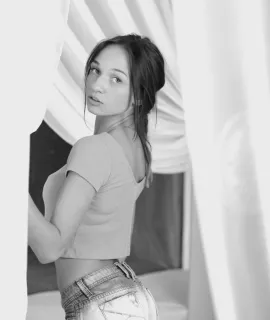 Анкета массажистки Арина - Фото 1, метро Василеостровская, 24 года, №2343